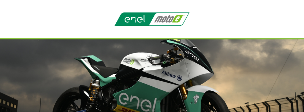 Presentación logo Enel MotoE y moto Energica Ego Corsa sobre pista.