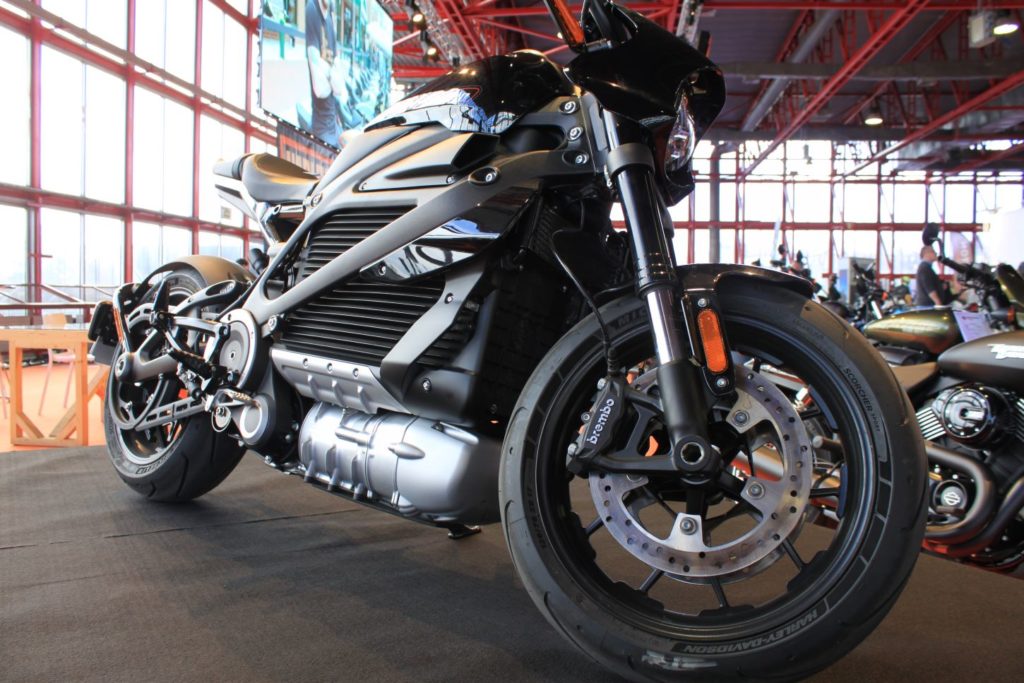 Espectacular imagen de la primera moto eléctrica de Harley Davidson.